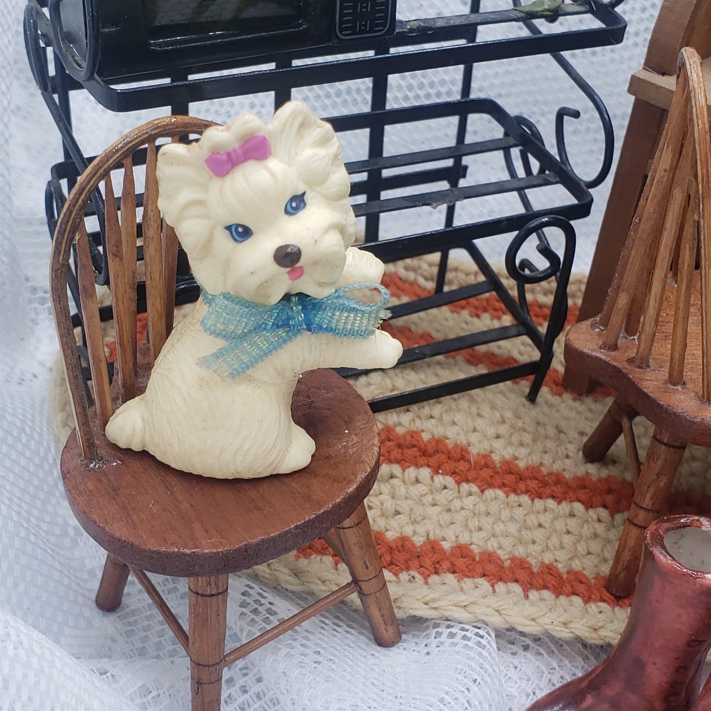 Dollhouse 1:12 Lot ~ Bakers Rack, Desk, Lady, Chairs, Etc.