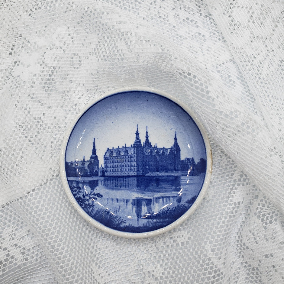Small Blue and White plate for the wall.