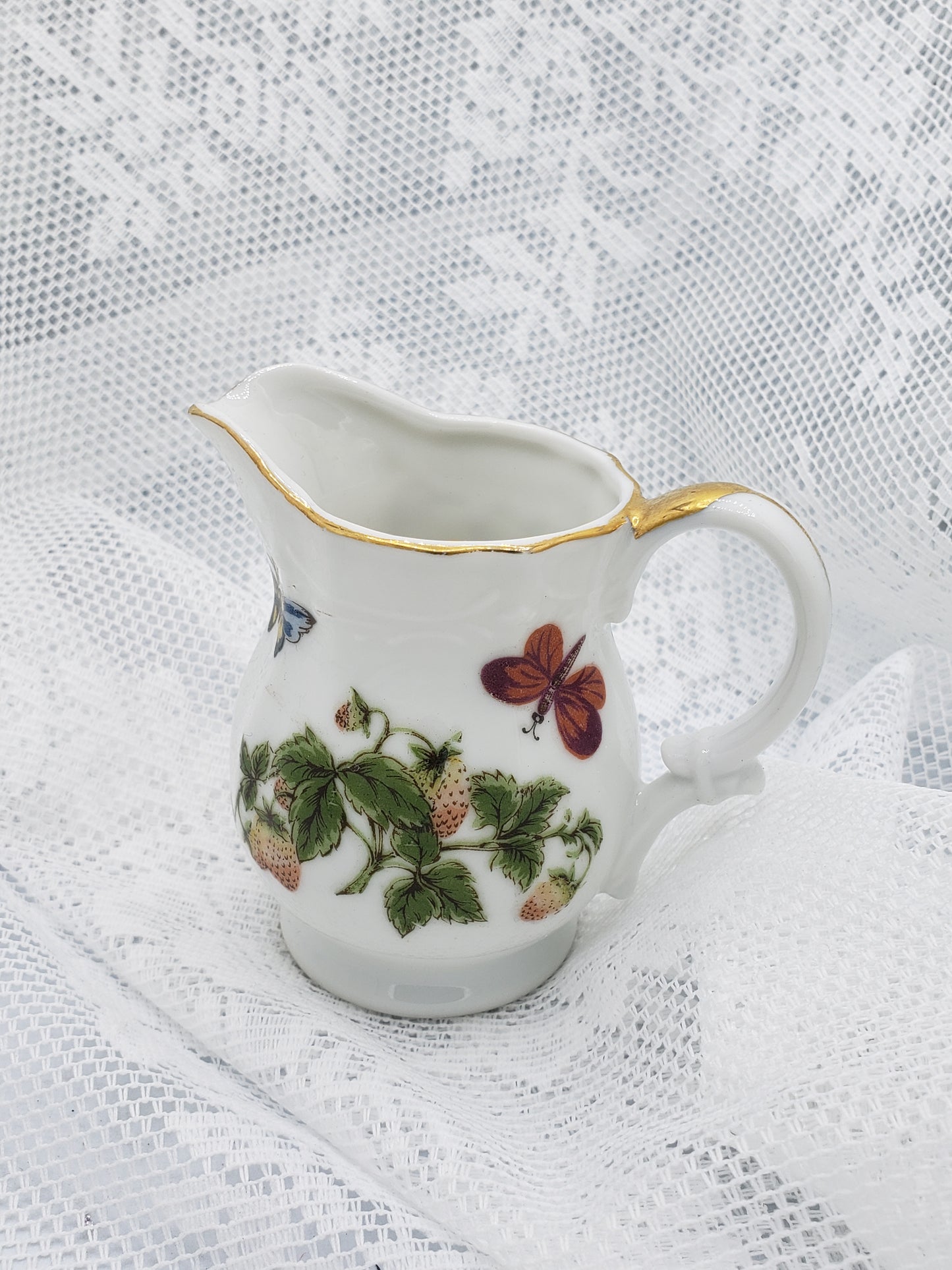 JAPANESE Vintage Porcelain Creamer and Sugar
