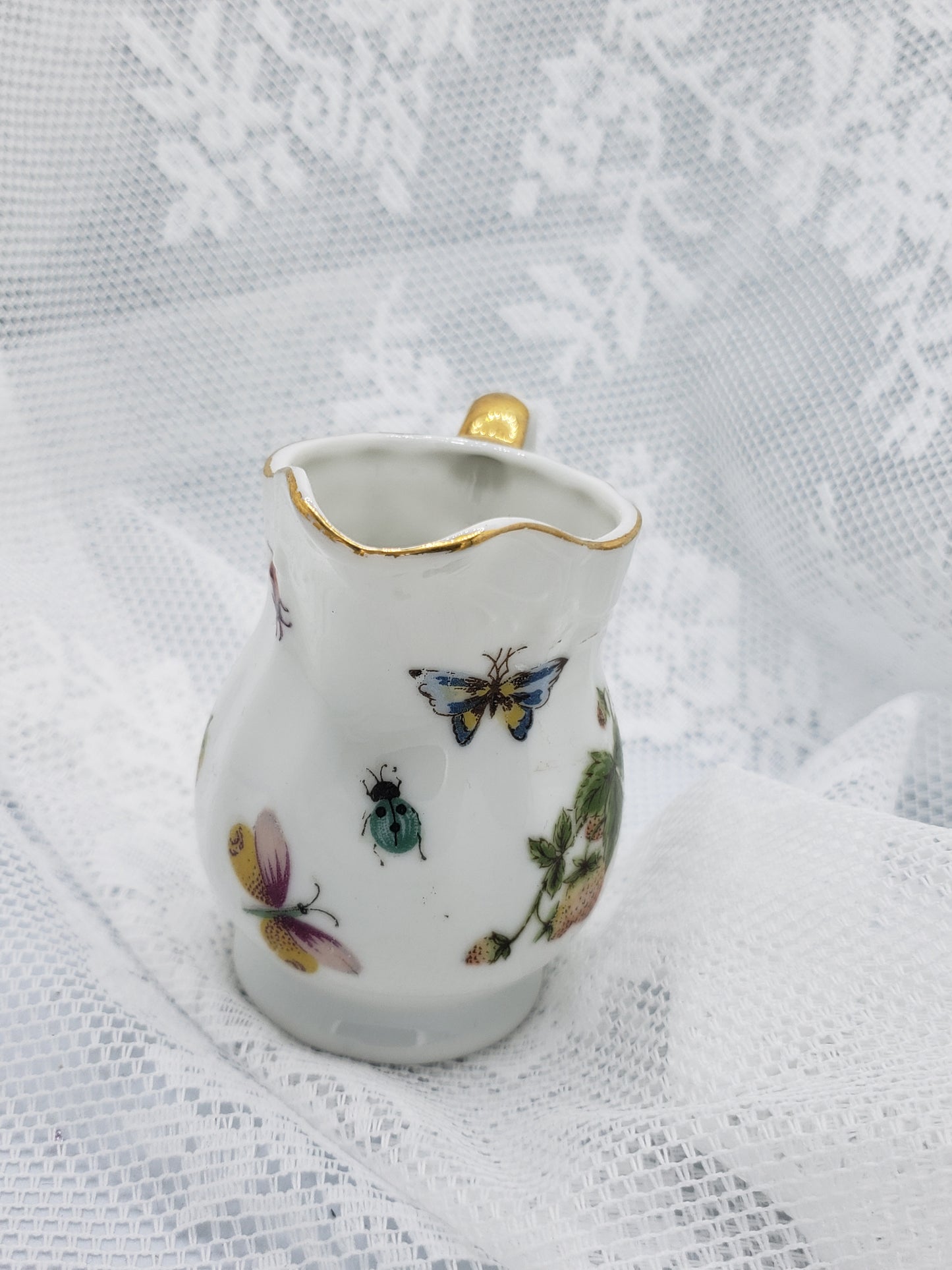 JAPANESE Vintage Porcelain Creamer and Sugar